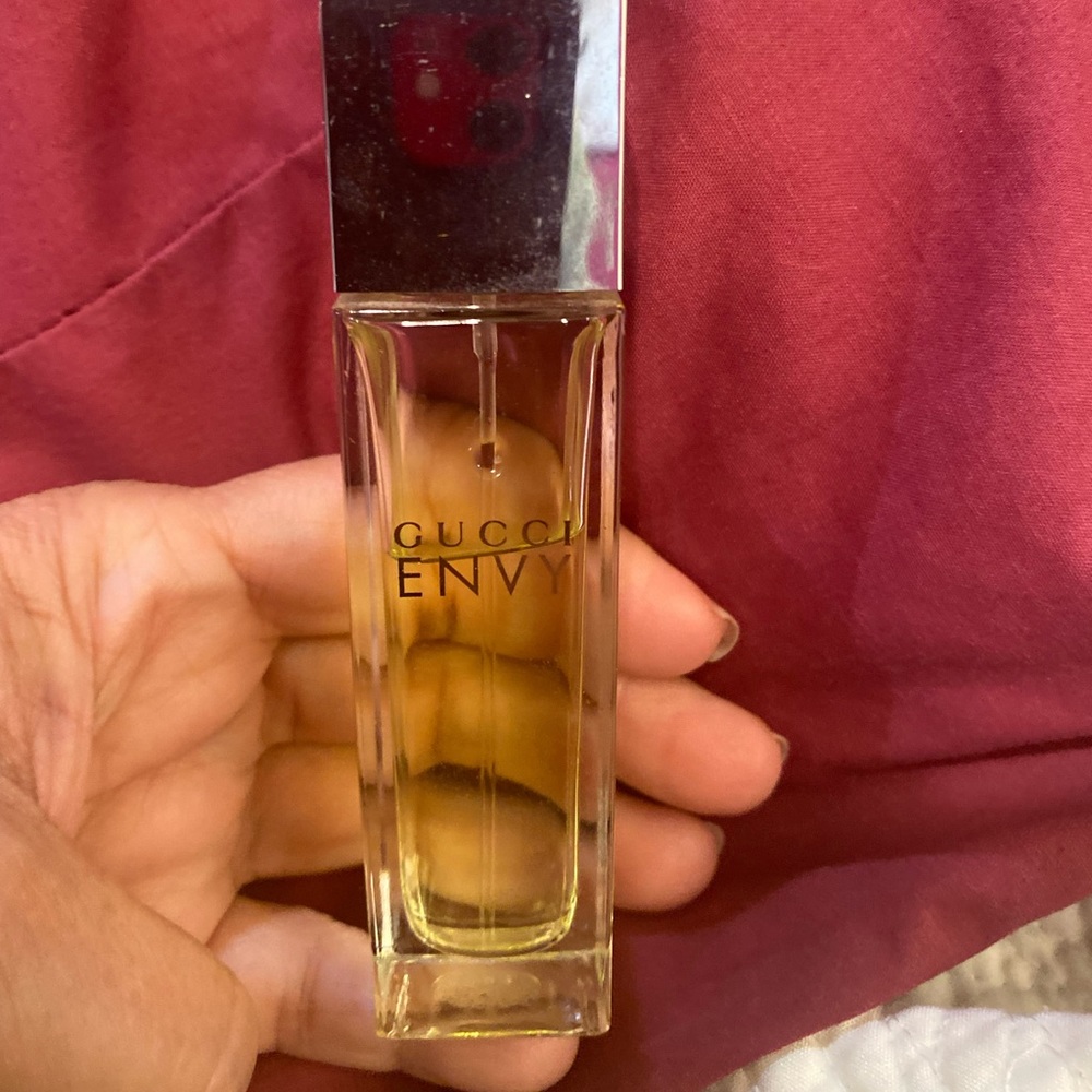 Gucci perfume